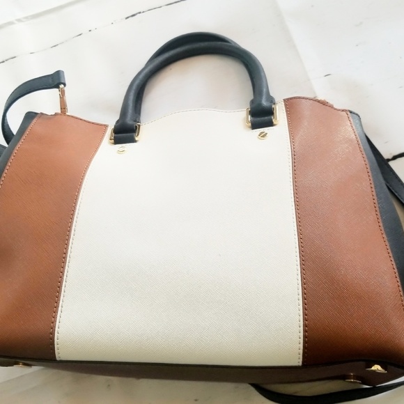 Micheal Kors Large Satchel Bag - Picture 3 of 5